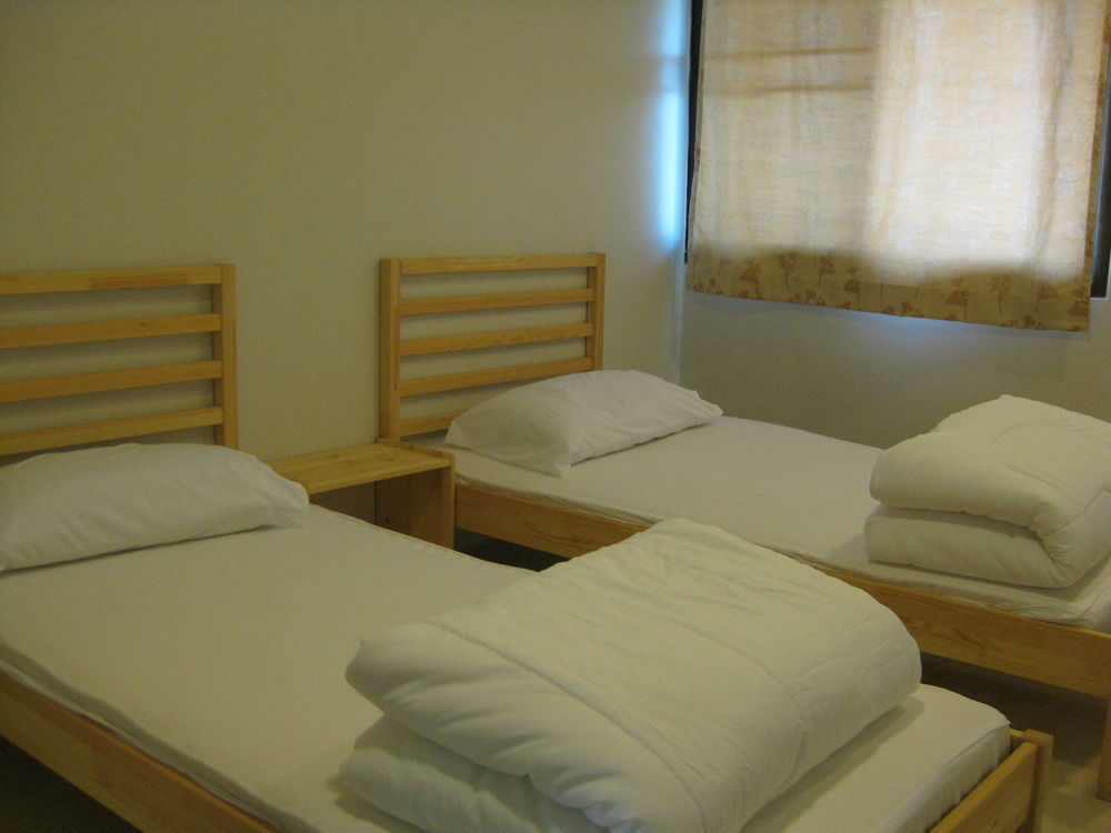 Rest 3 Hostel Bangkok Buitenkant foto